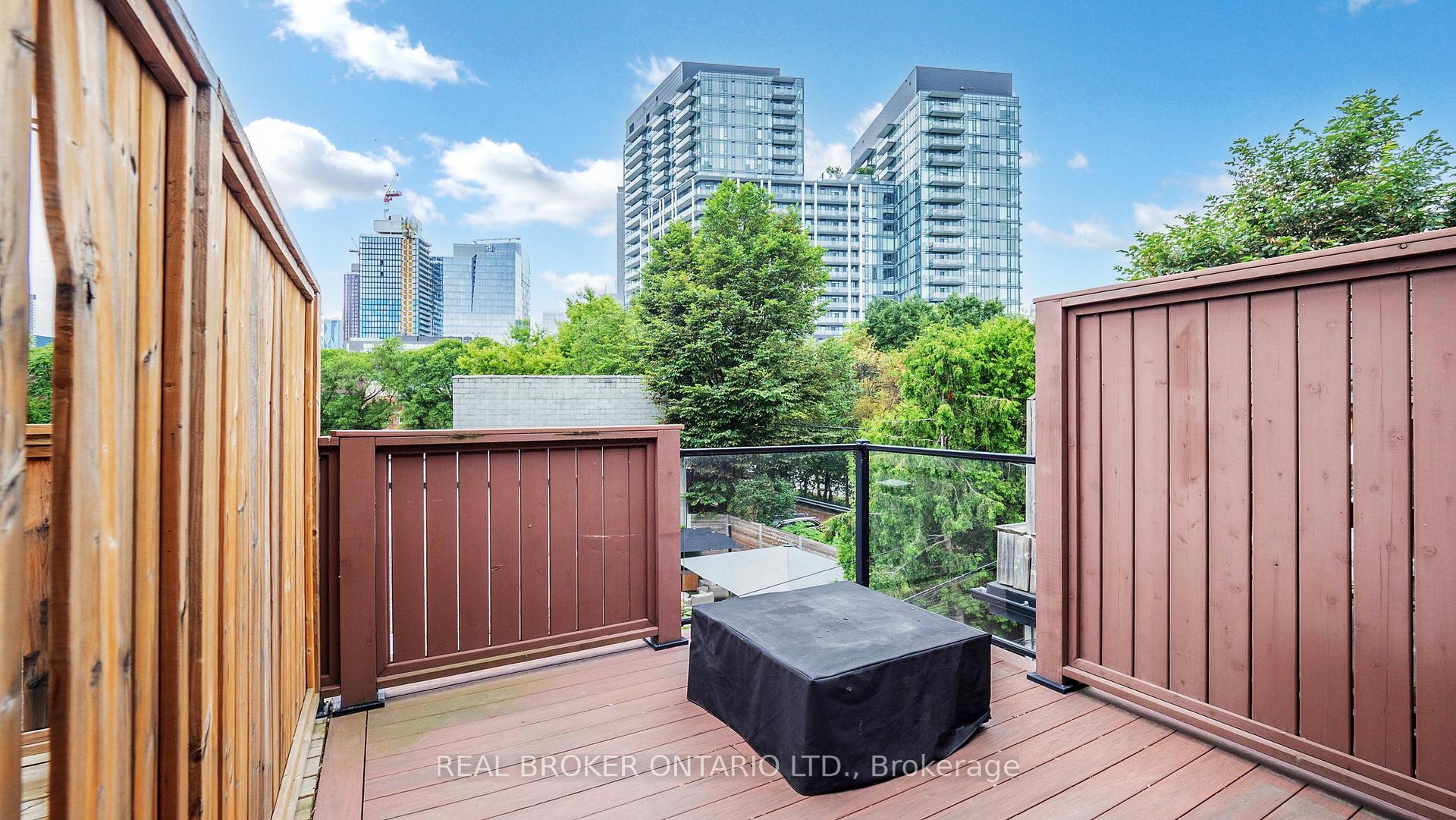 Photo 46 of 16 Wilkins Avenue, Toronto, Moss Park — HOMEH