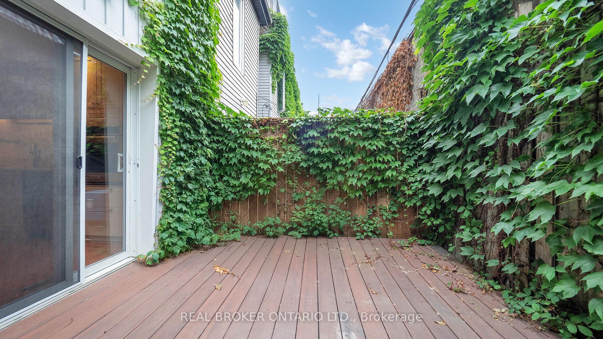 Photo 50 of 16 Wilkins Avenue, Toronto, Moss Park — HOMEH