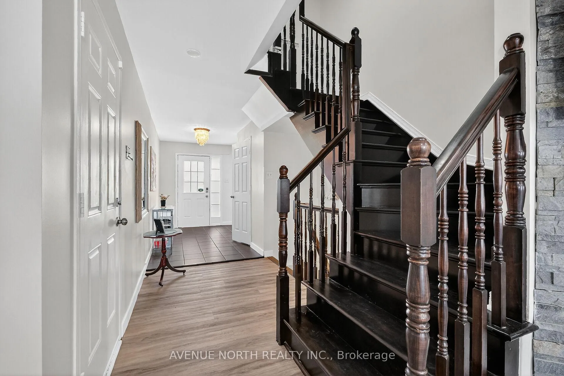 Photo 8 of 208 Kingswell Street, Ottawa, Leitrim — HOMEH
