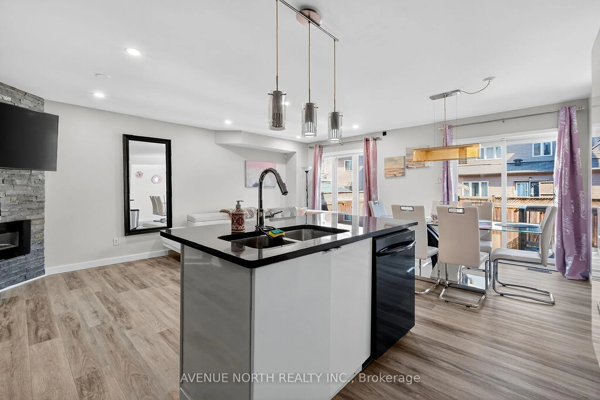 Photo 27 of 208 Kingswell Street, Ottawa, Leitrim — HOMEH
