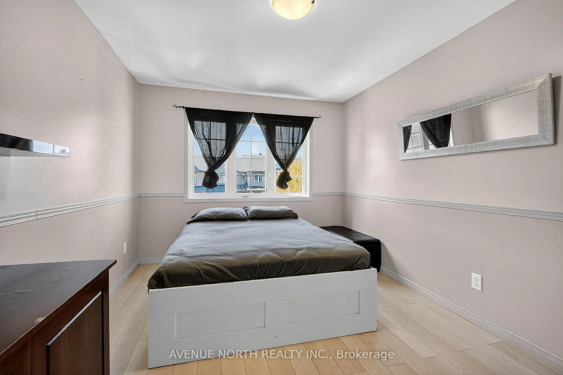 Photo 32 of 208 Kingswell Street, Ottawa, Leitrim — HOMEH