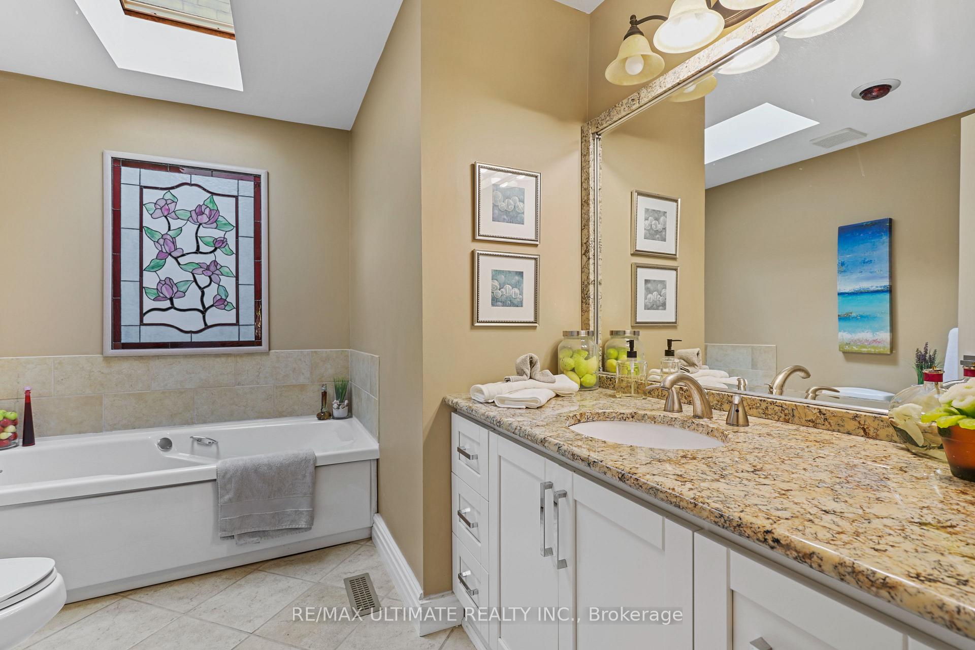 Photo 15 of 36 Ashall Boulevard, Toronto, O'Connor-Parkview — HOMEH