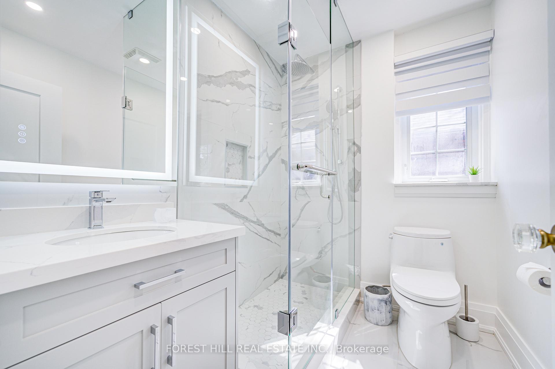 Photo 21 of 29 Burnaby Boulevard, Toronto, Yonge-Eglinton — HOMEH