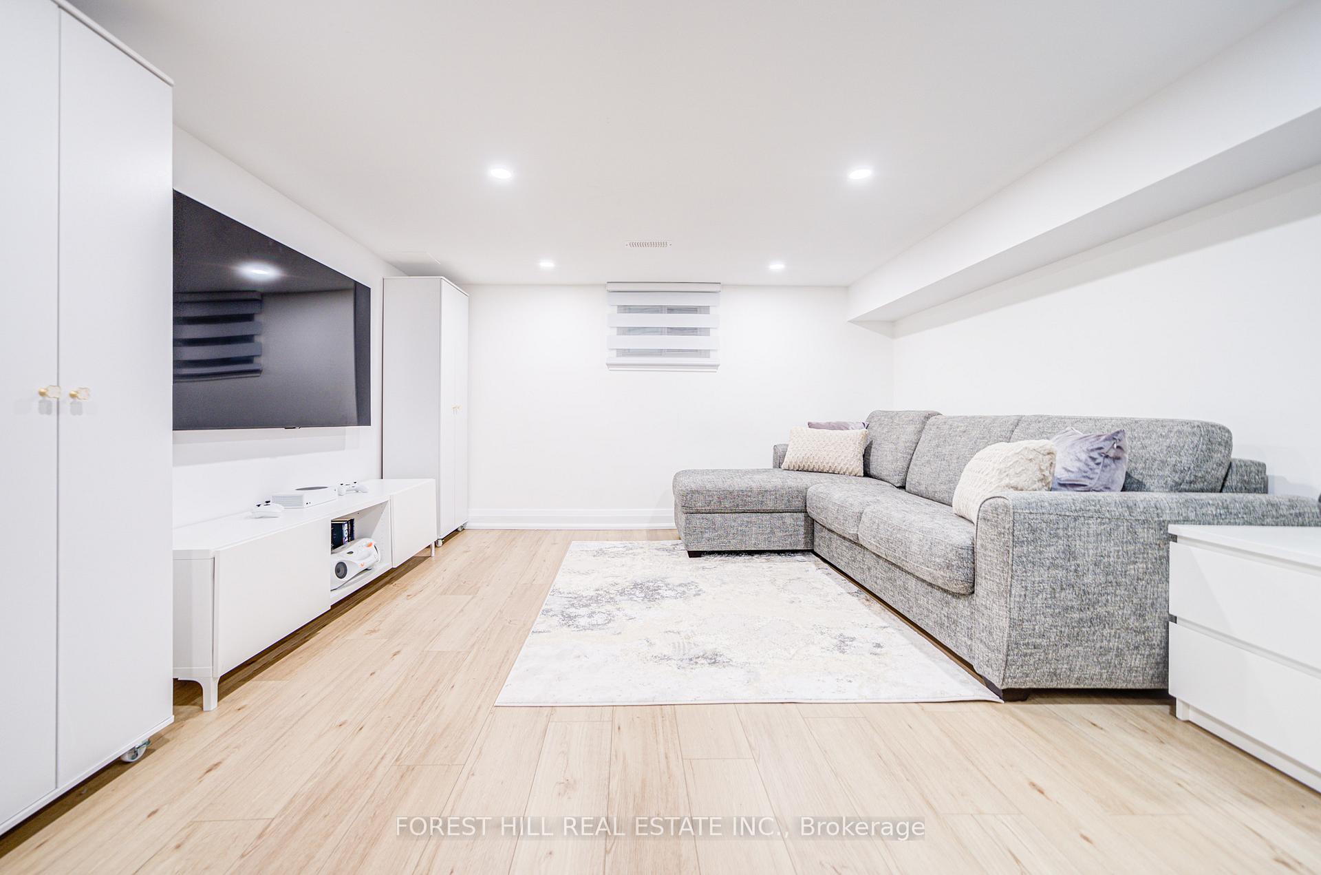 Photo 29 of 29 Burnaby Boulevard, Toronto, Yonge-Eglinton — HOMEH
