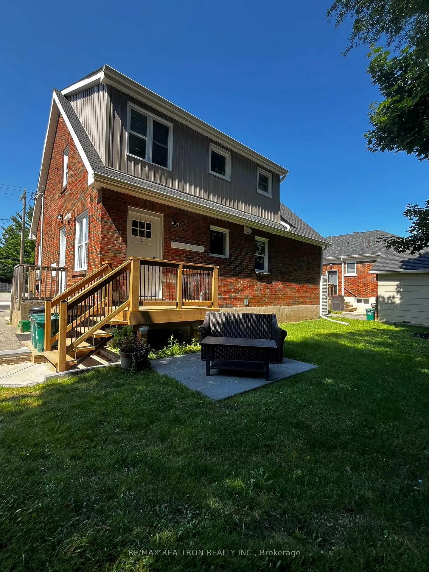 Photo 14 of Unit 1, 9 Gunn Street, Barrie, Wellington — HOMEH