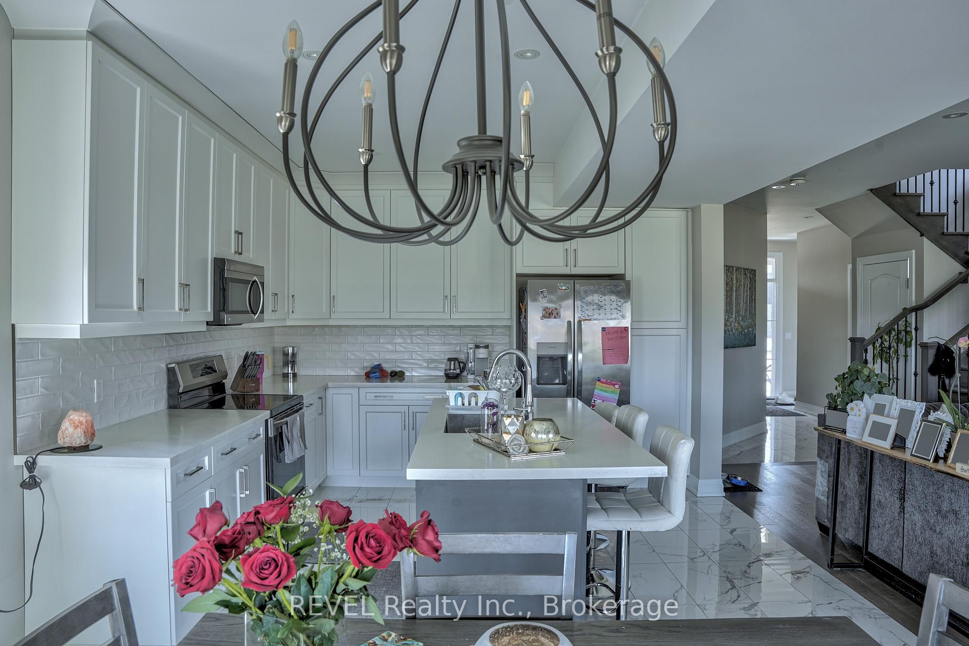 Photo 20 of 29 Elvira Way, Thorold, Rolling Meadows — HOMEH