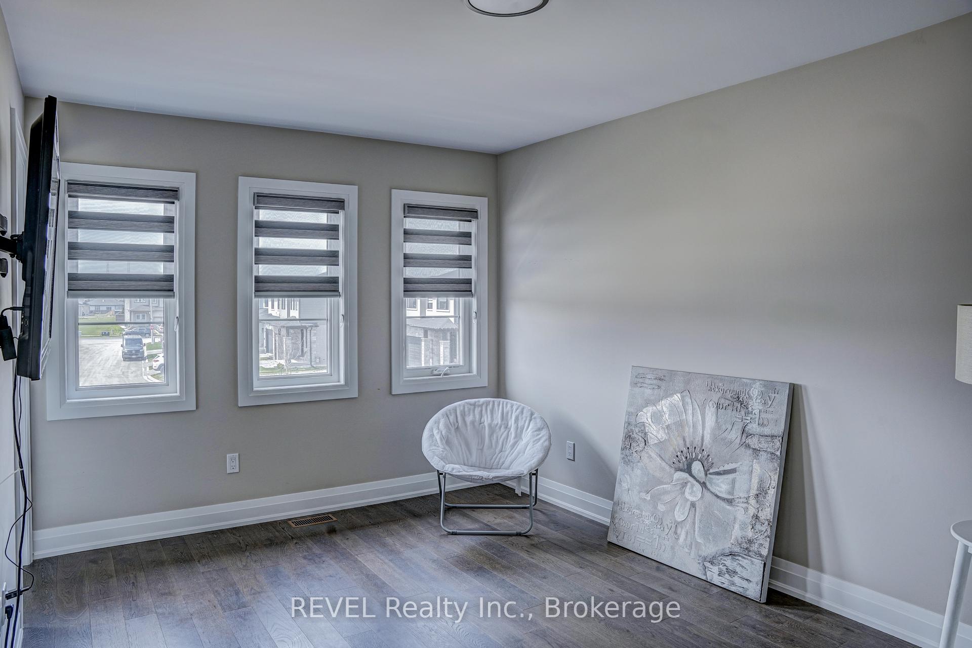 Photo 26 of 29 Elvira Way, Thorold, Rolling Meadows — HOMEH