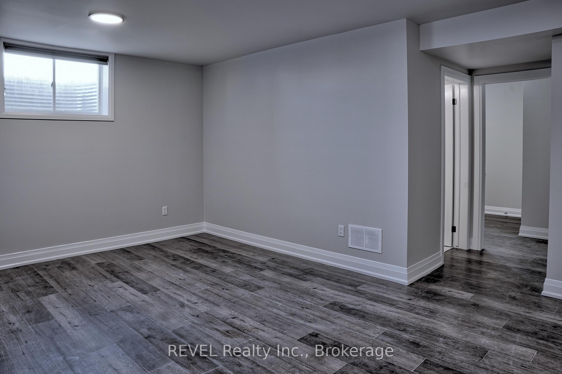 Photo 43 of 29 Elvira Way, Thorold, Rolling Meadows — HOMEH