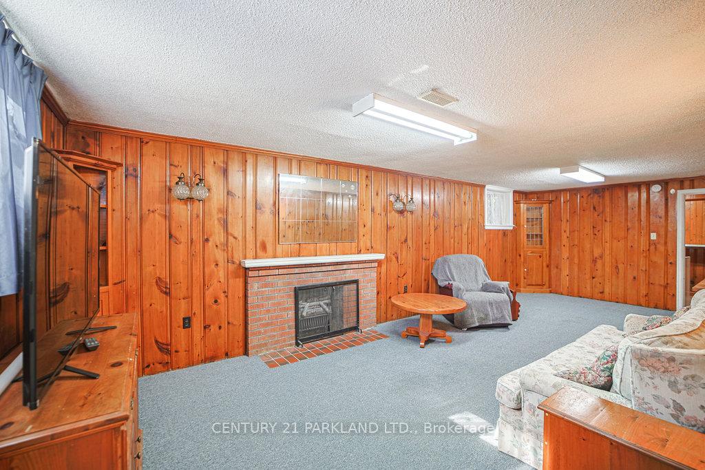 Photo 24 of 22 Parkview Hill Crescent, Toronto, O'Connor-Parkview — HOMEH