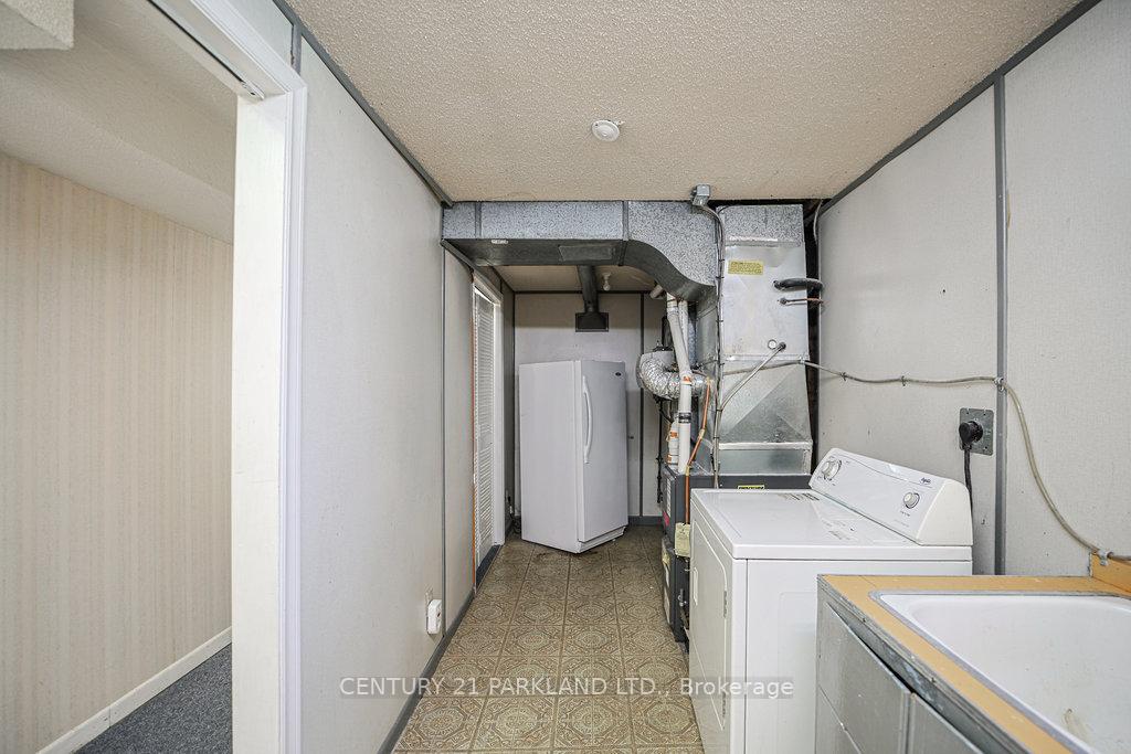 Photo 27 of 22 Parkview Hill Crescent, Toronto, O'Connor-Parkview — HOMEH