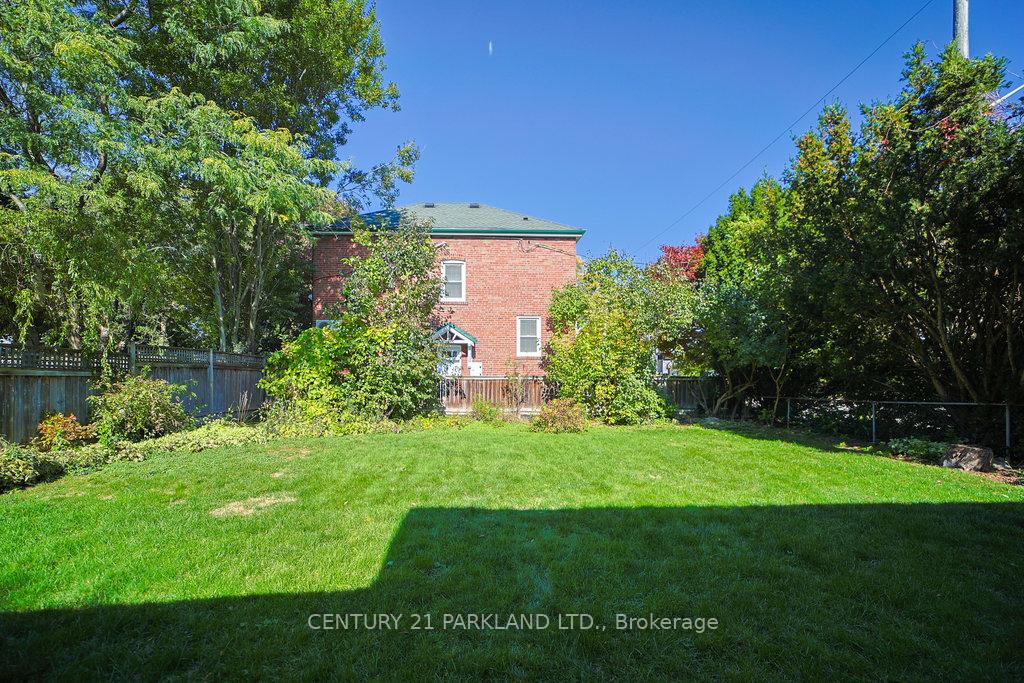 Photo 33 of 22 Parkview Hill Crescent, Toronto, O'Connor-Parkview — HOMEH