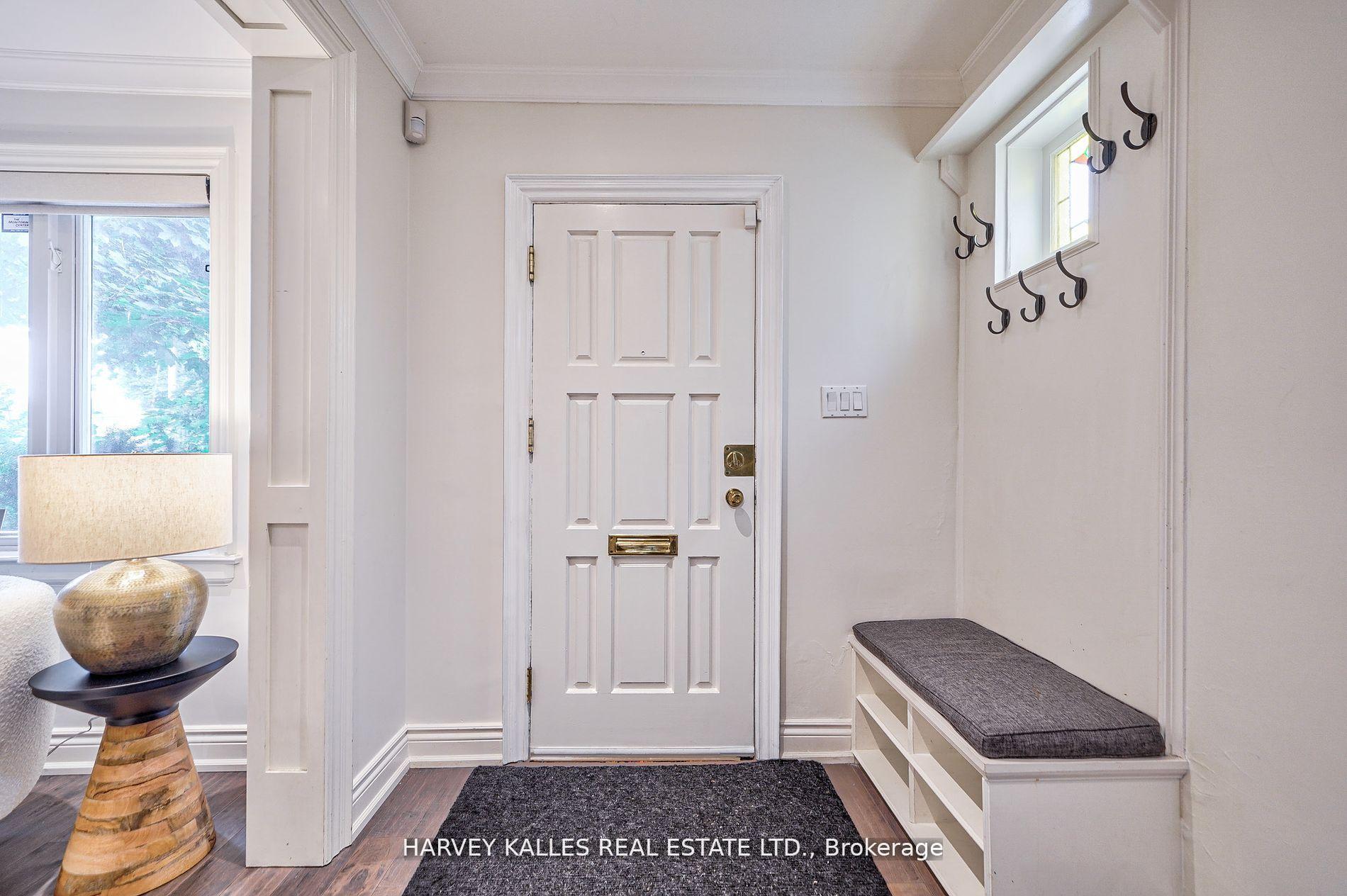 Photo 2 of 106 Gloucester Grove, Toronto, Oakwood Village — HOMEH