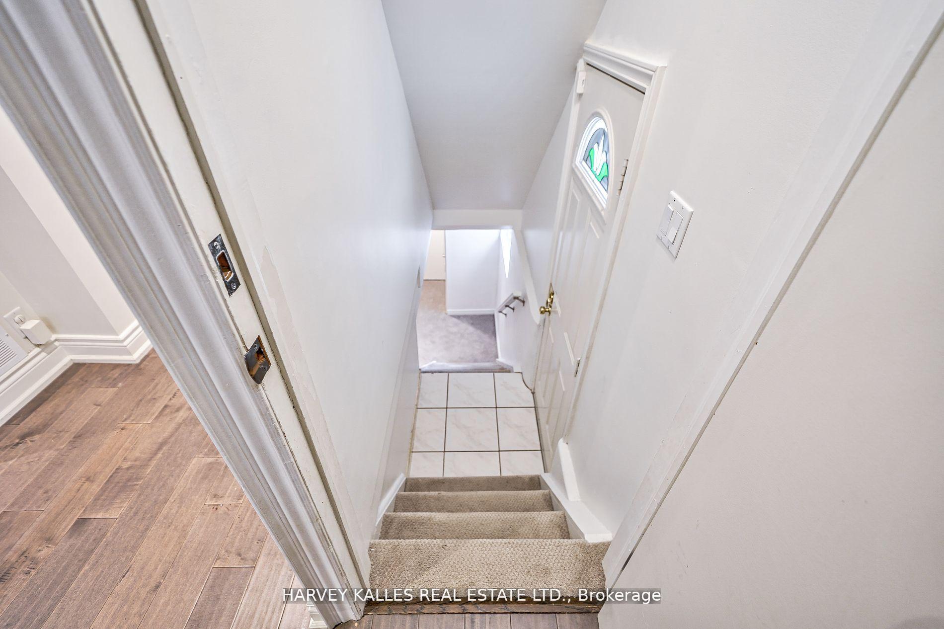 Photo 27 of 106 Gloucester Grove, Toronto, Oakwood Village — HOMEH