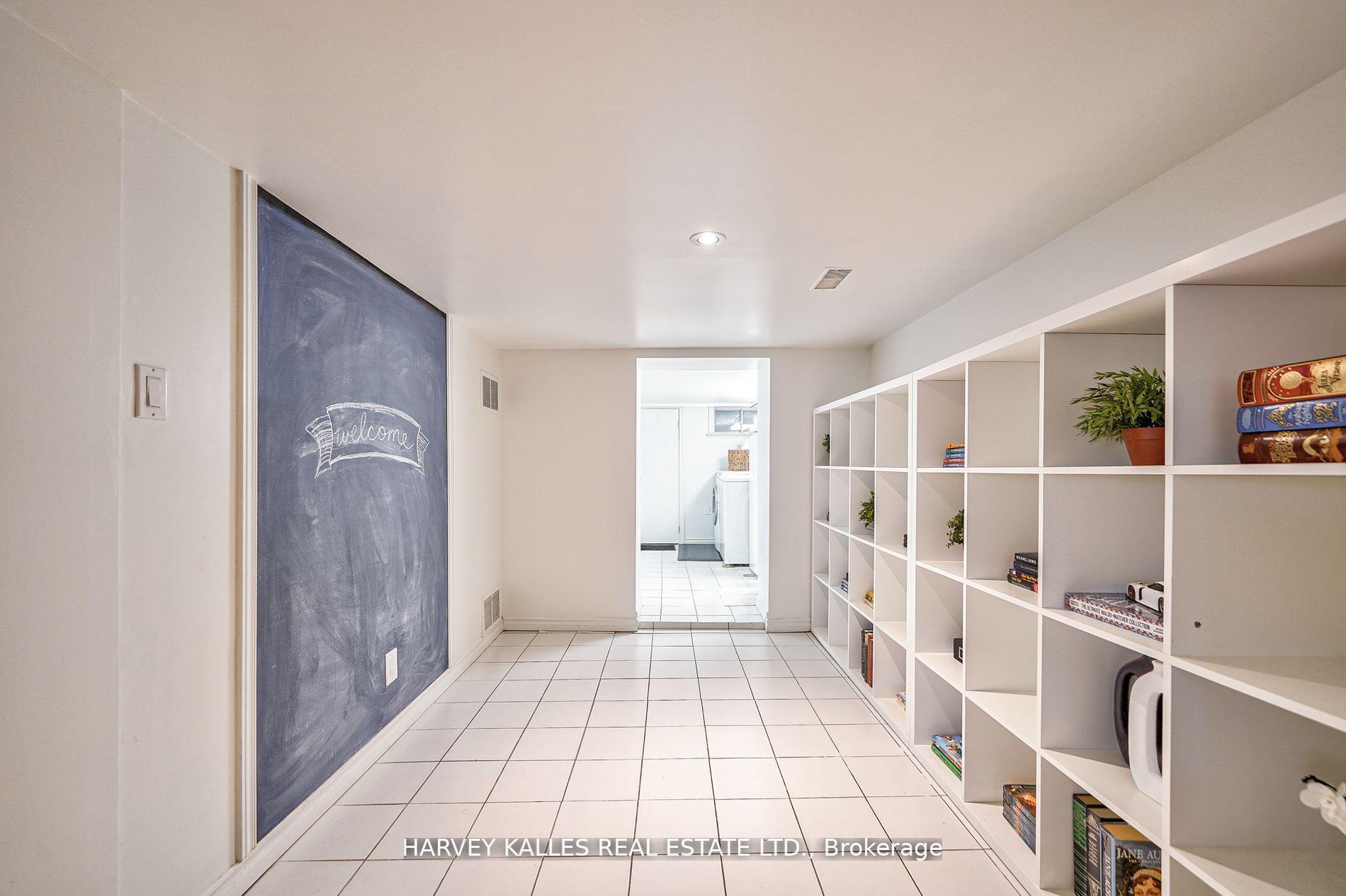 Photo 33 of 106 Gloucester Grove, Toronto, Oakwood Village — HOMEH