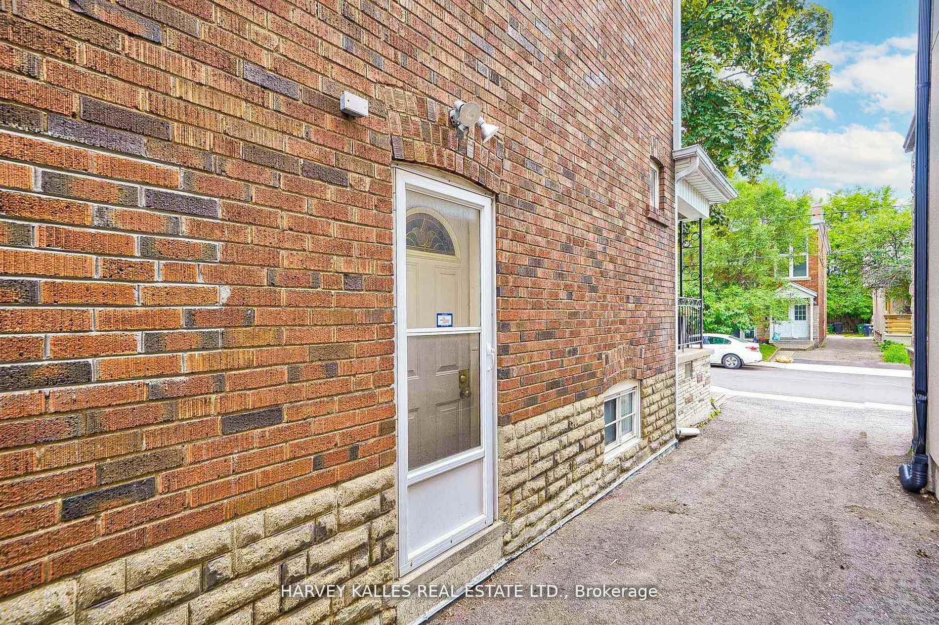 Photo 38 of 106 Gloucester Grove, Toronto, Oakwood Village — HOMEH