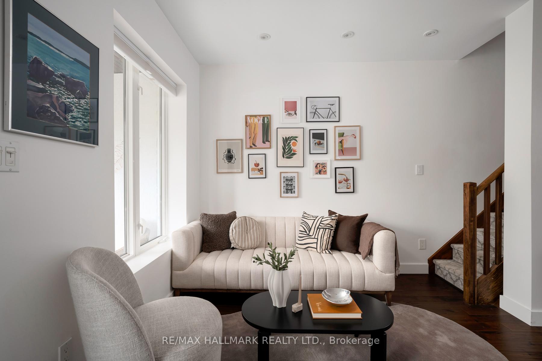 Photo 5 of 131 Lamb Avenue, Toronto, Greenwood-Coxwell — HOMEH