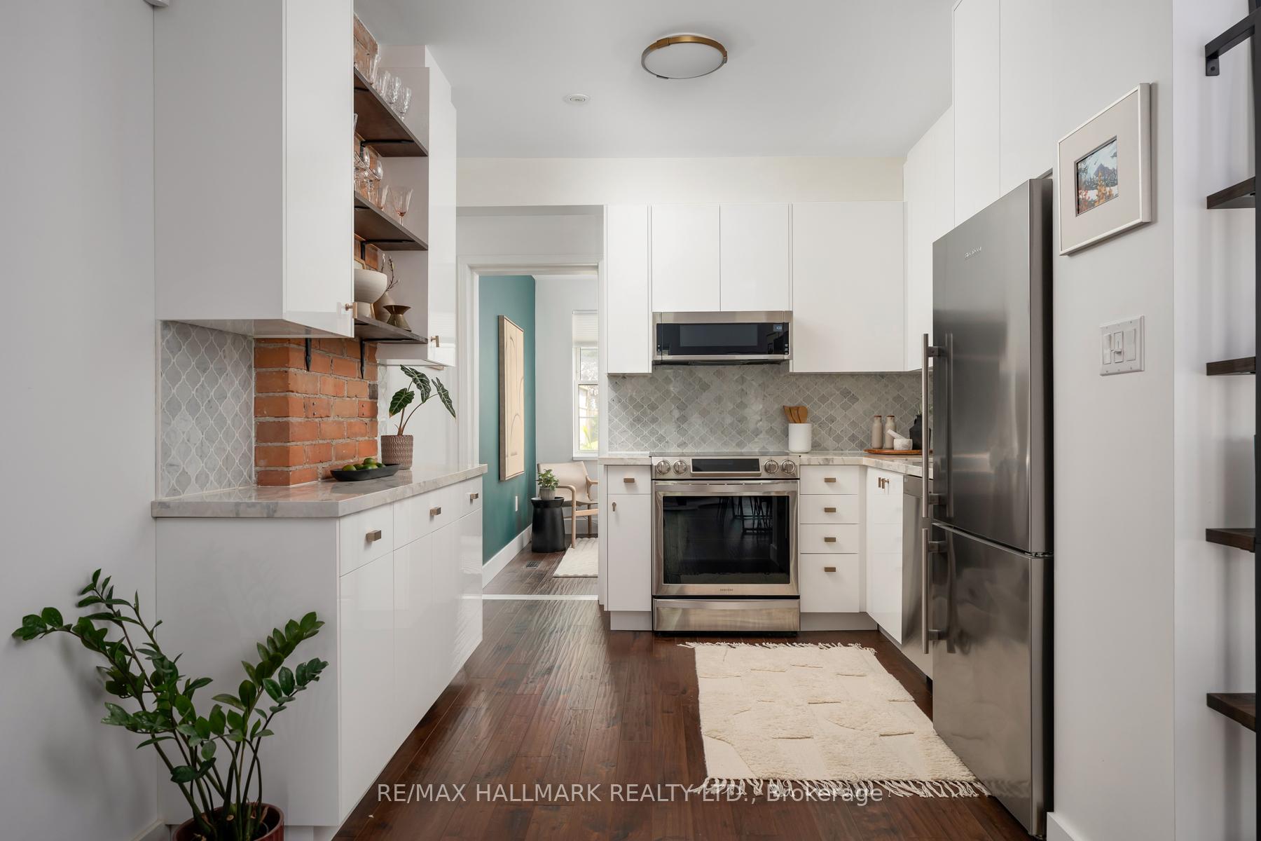 Photo 8 of 131 Lamb Avenue, Toronto, Greenwood-Coxwell — HOMEH