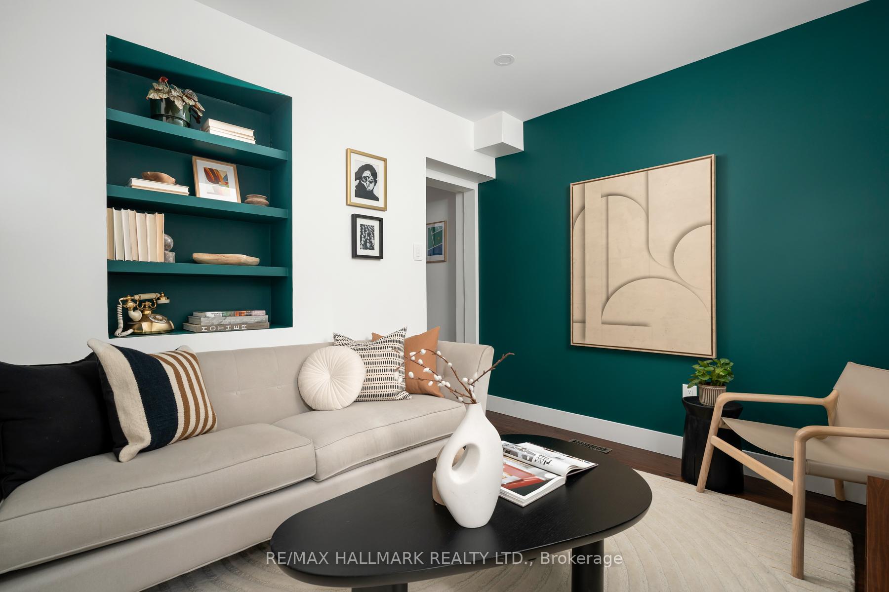 Photo 12 of 131 Lamb Avenue, Toronto, Greenwood-Coxwell — HOMEH