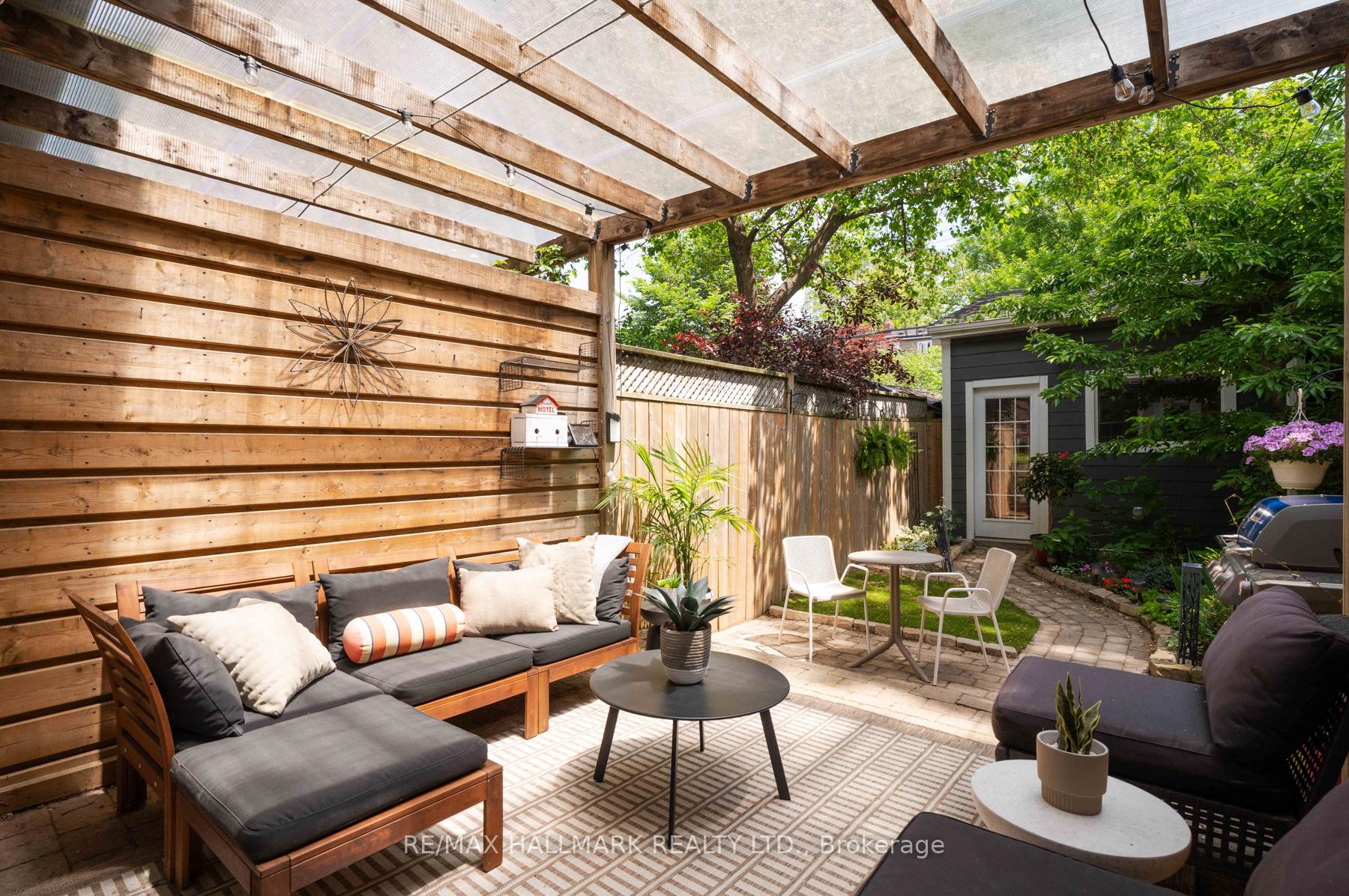 Photo 15 of 131 Lamb Avenue, Toronto, Greenwood-Coxwell — HOMEH