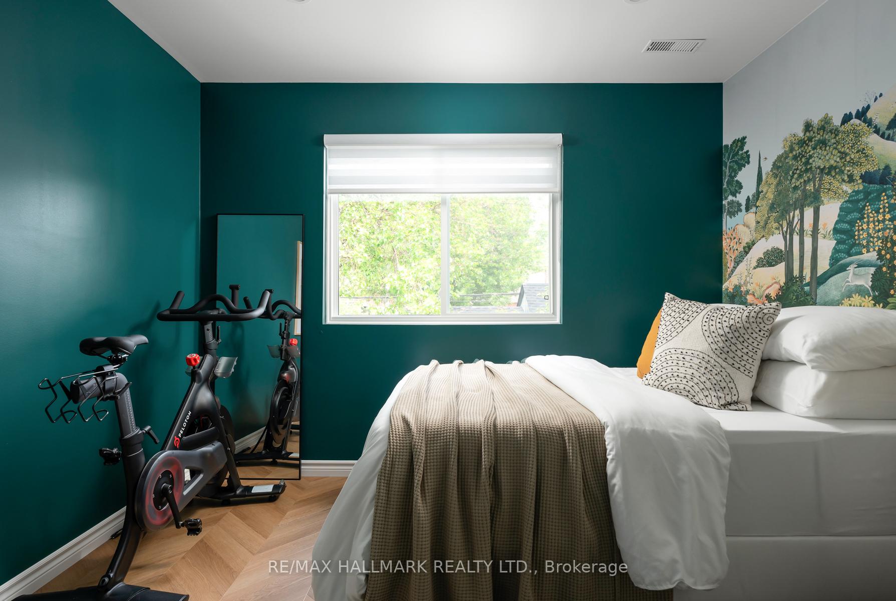 Photo 20 of 131 Lamb Avenue, Toronto, Greenwood-Coxwell — HOMEH