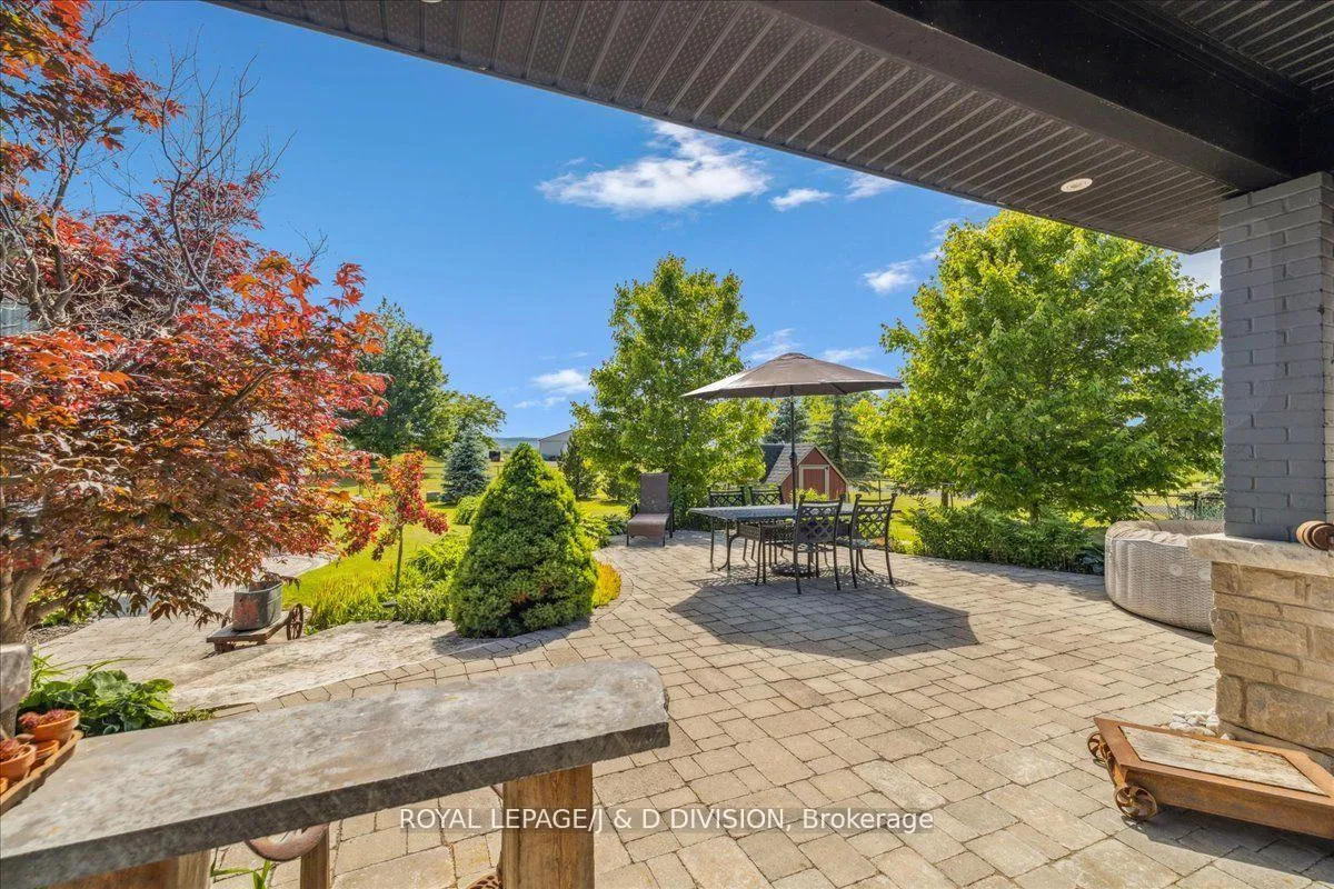 Photo 11 of 4402 Tremaine Road, Milton, Rural Milton — HOMEH