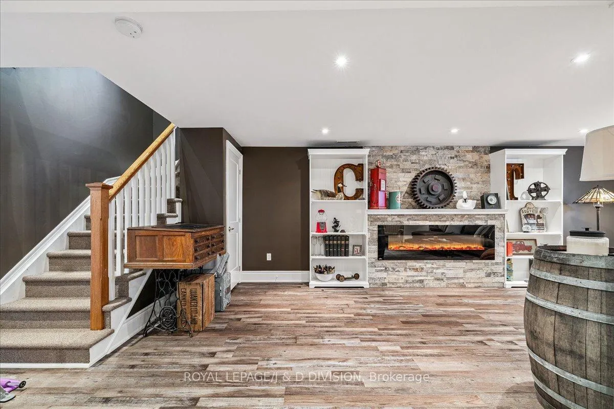 Photo 18 of 4402 Tremaine Road, Milton, Rural Milton — HOMEH