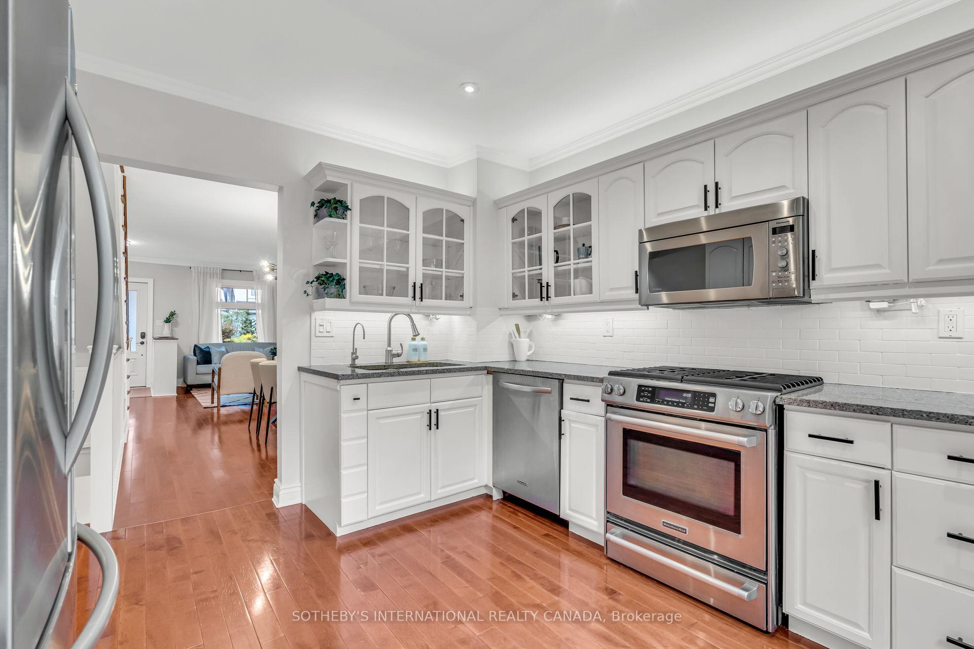 Photo 16 of 241 Springdale Boulevard, Toronto, Danforth Village-East York — HOMEH