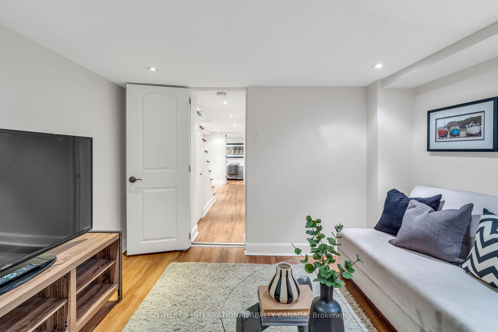 Photo 31 of 241 Springdale Boulevard, Toronto, Danforth Village-East York — HOMEH
