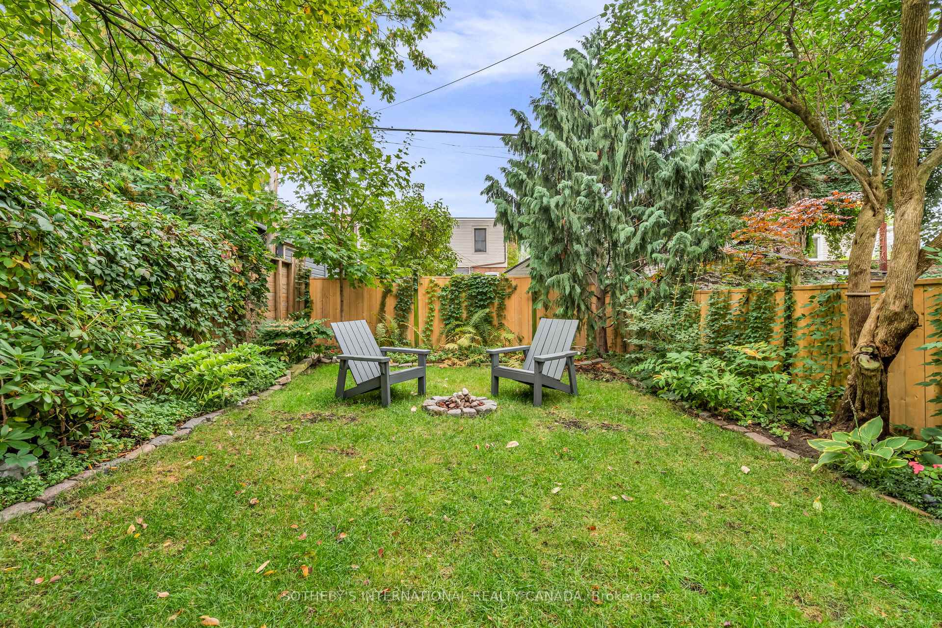 Photo 40 of 241 Springdale Boulevard, Toronto, Danforth Village-East York — HOMEH