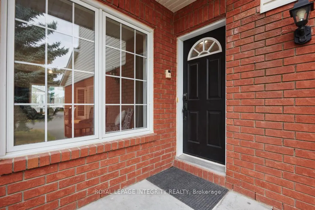 Photo 2 of 1036 Rocky Harbour Crescent, Ottawa, Riverside South/Gloucester Glen — HOMEH