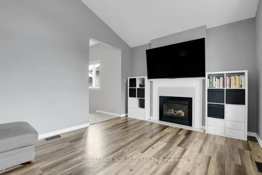 Photo 17 of 1036 Rocky Harbour Crescent, Ottawa, Riverside South/Gloucester Glen — HOMEH