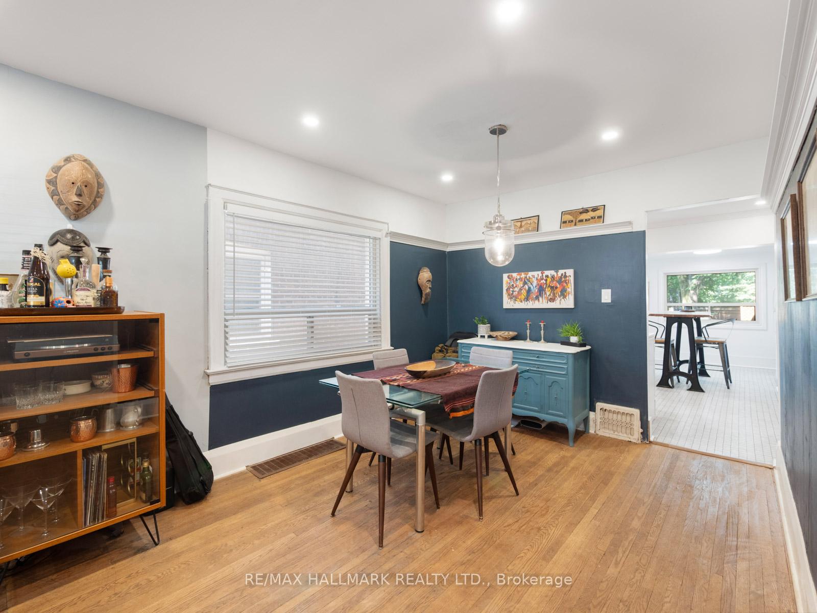 Photo 11 of 993 Carlaw Avenue, Toronto, Broadview North — HOMEH