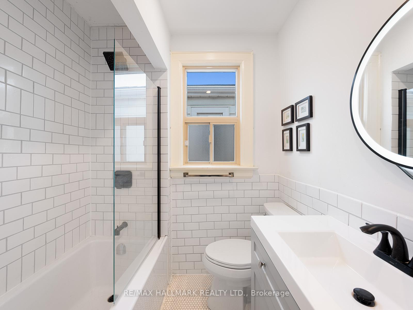 Photo 37 of 993 Carlaw Avenue, Toronto, Broadview North — HOMEH