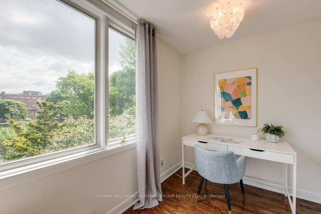 Photo 25 of 59 Ravina Crescent, Toronto, Blake-Jones — HOMEH