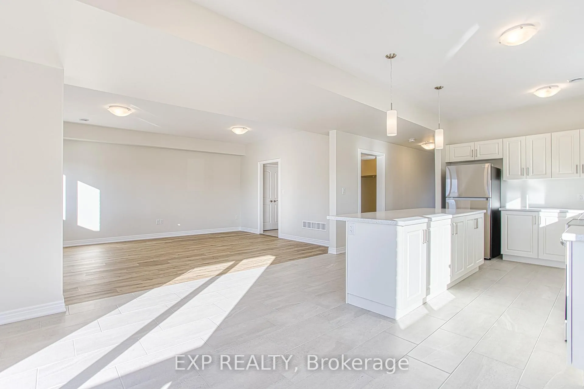 Photo 12 of Unit Upper, 20 Elvira Way, Thorold, Rolling Meadows — HOMEH