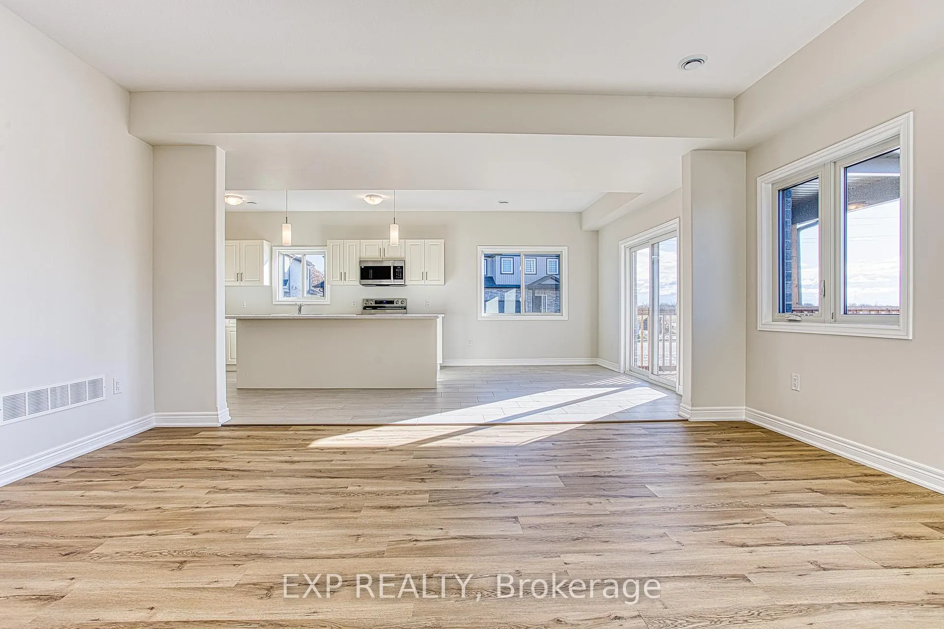 Photo 17 of Unit Upper, 20 Elvira Way, Thorold, Rolling Meadows — HOMEH