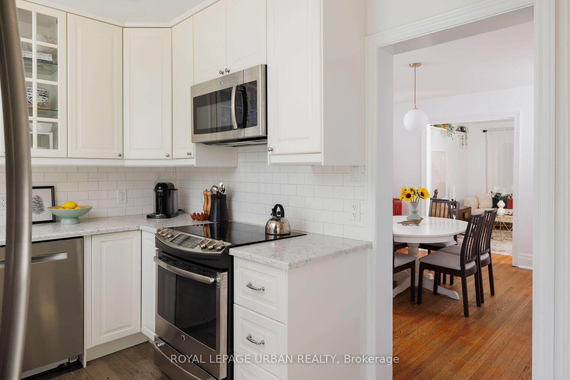 Photo 10 of 447 Mortimer Avenue, Toronto, Danforth Village-East York — HOMEH