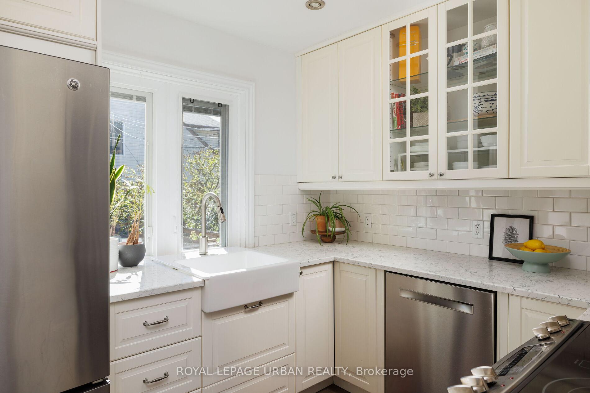 Photo 14 of 447 Mortimer Avenue, Toronto, Danforth Village-East York — HOMEH