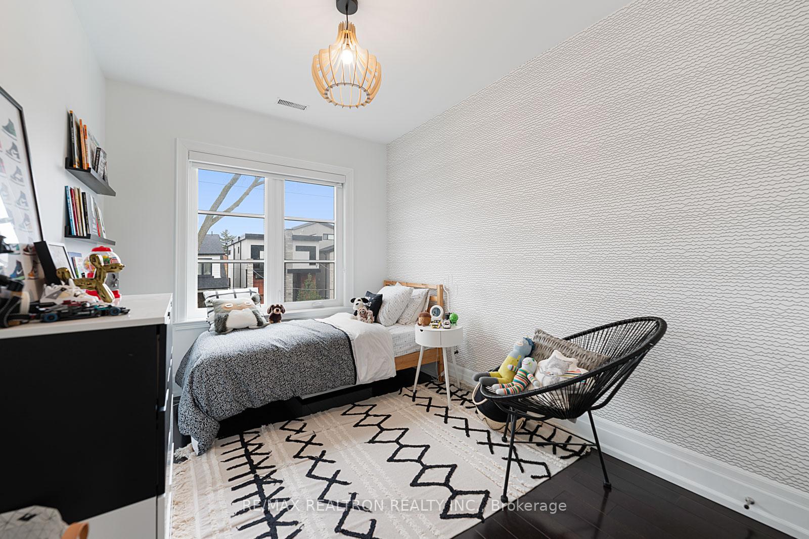 Photo 16 of 181 Arlington Avenue, Toronto, Humewood-Cedarvale — HOMEH