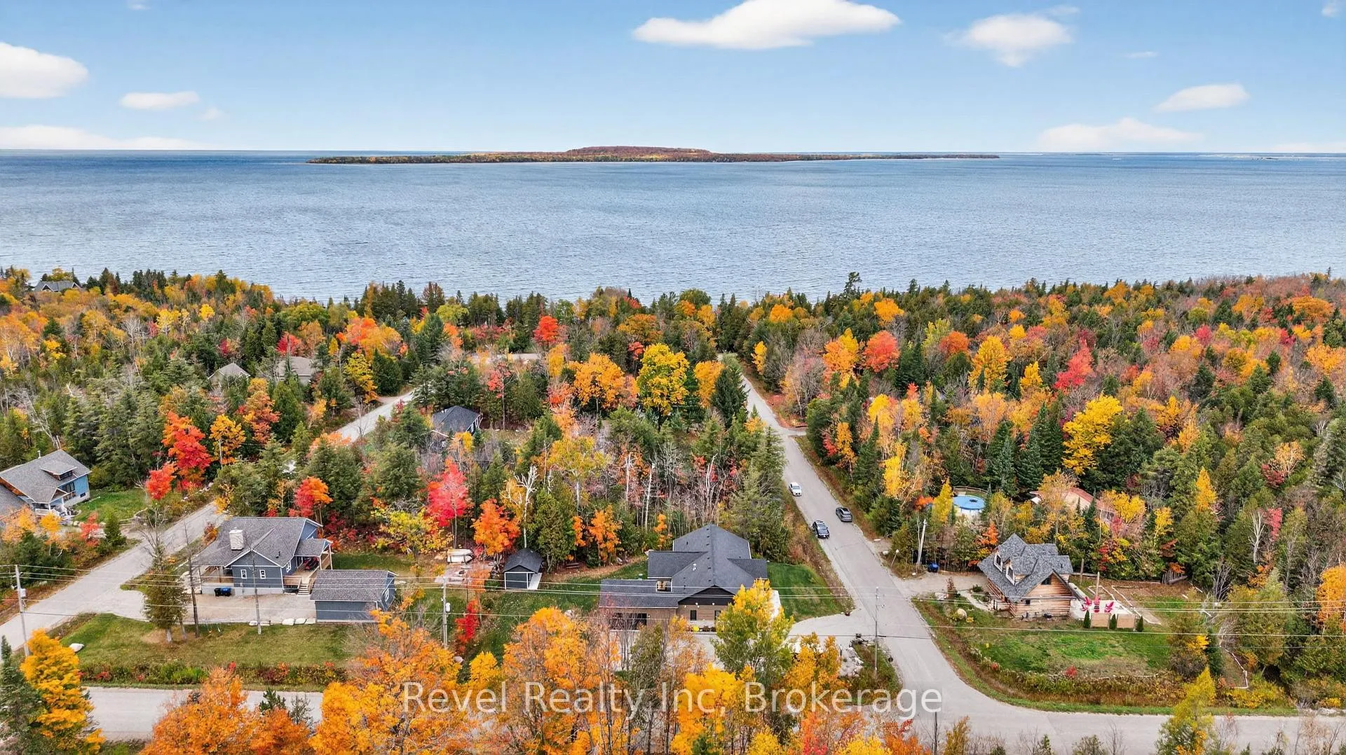 Photo 29 of 2 Seguin Crescent, Tiny, Rural Tiny — HOMEH