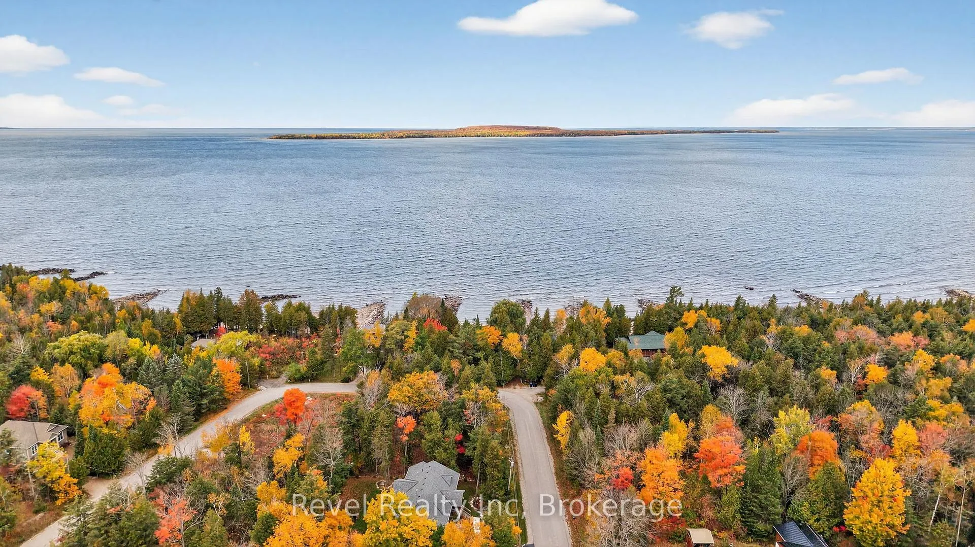 Photo 31 of 2 Seguin Crescent, Tiny, Rural Tiny — HOMEH