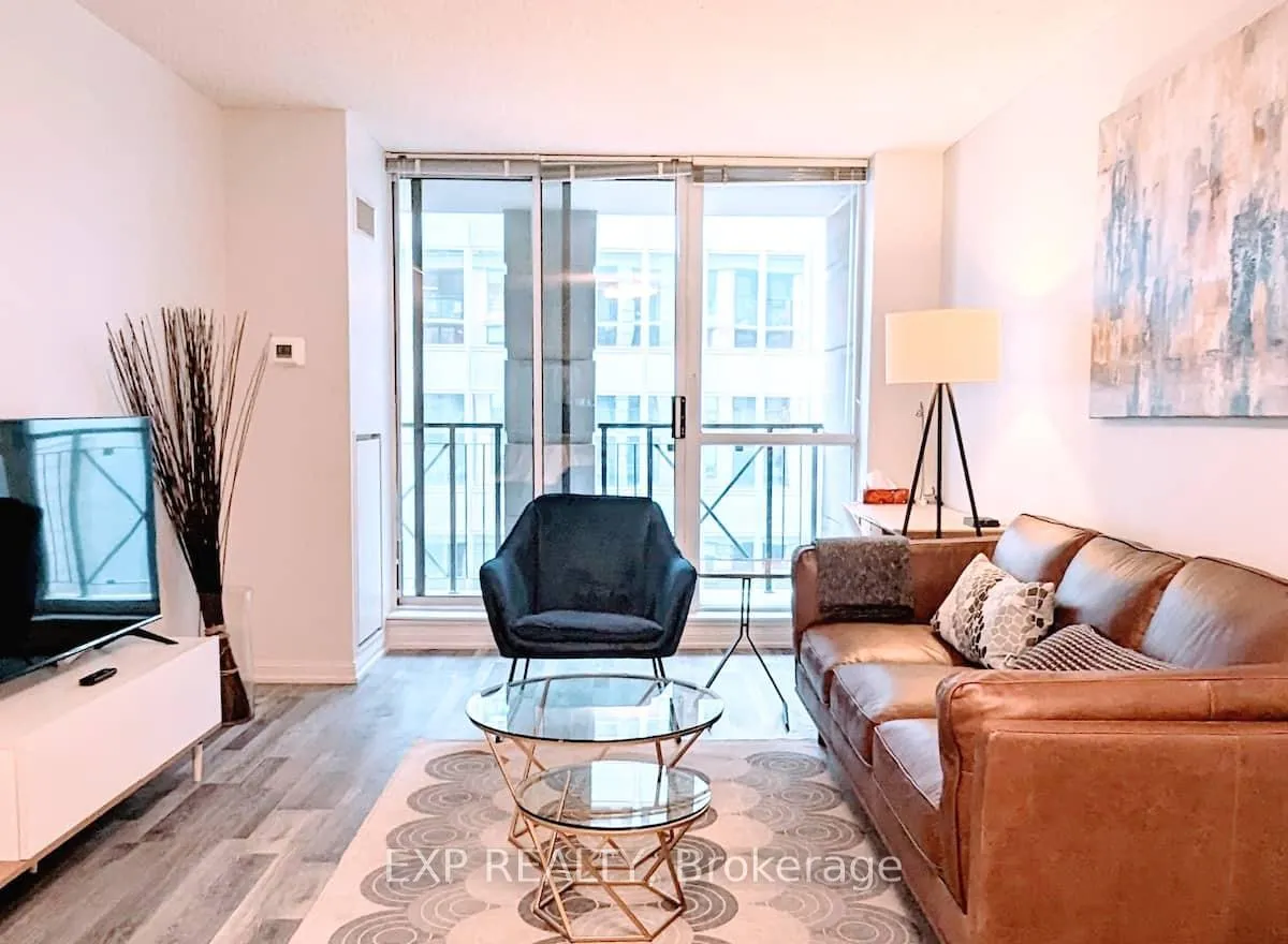 Photo 1 of Unit 512, 140 Simcoe Street, Toronto, Waterfront Communities — HOMEH