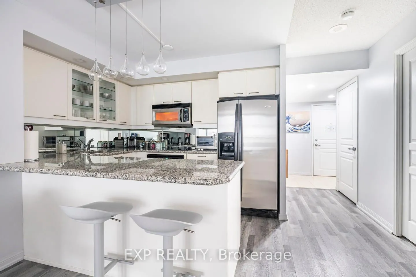 Photo 4 of Unit 512, 140 Simcoe Street, Toronto, Waterfront Communities — HOMEH