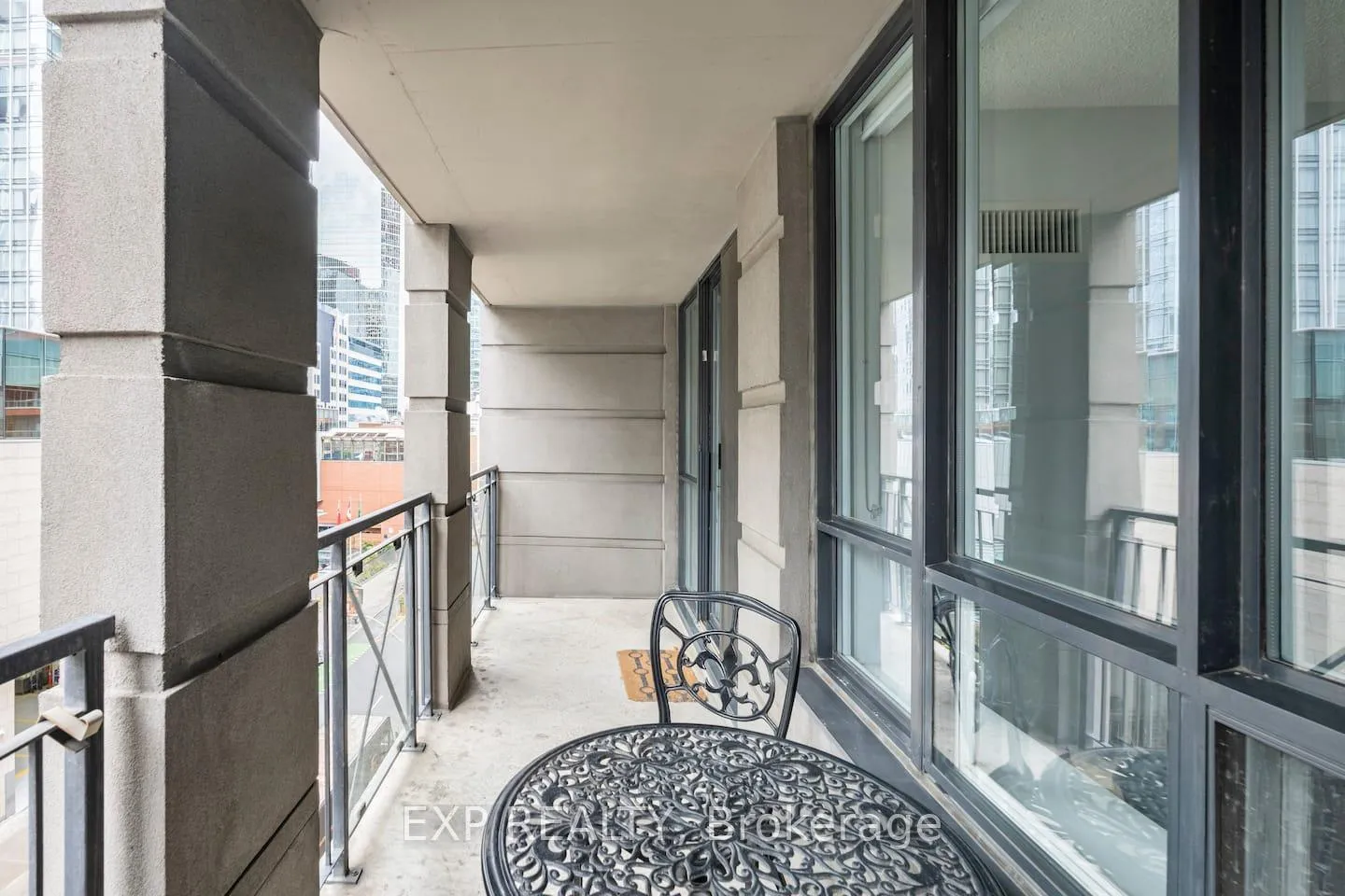 Photo 24 of Unit 512, 140 Simcoe Street, Toronto, Waterfront Communities — HOMEH
