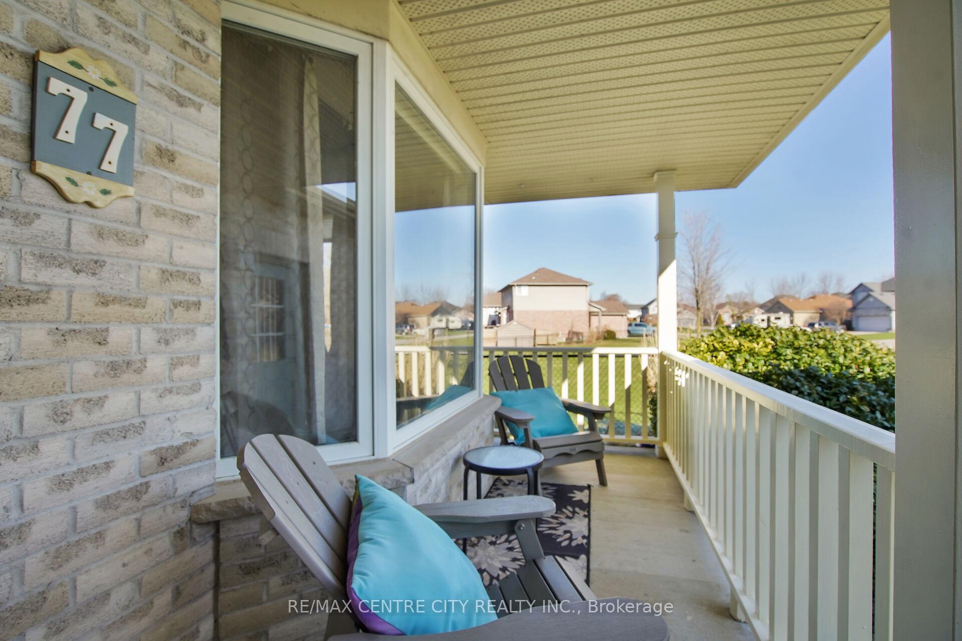 Photo 3 of 77 Woodvale Drive, Thames Centre, Dorchester — HOMEH