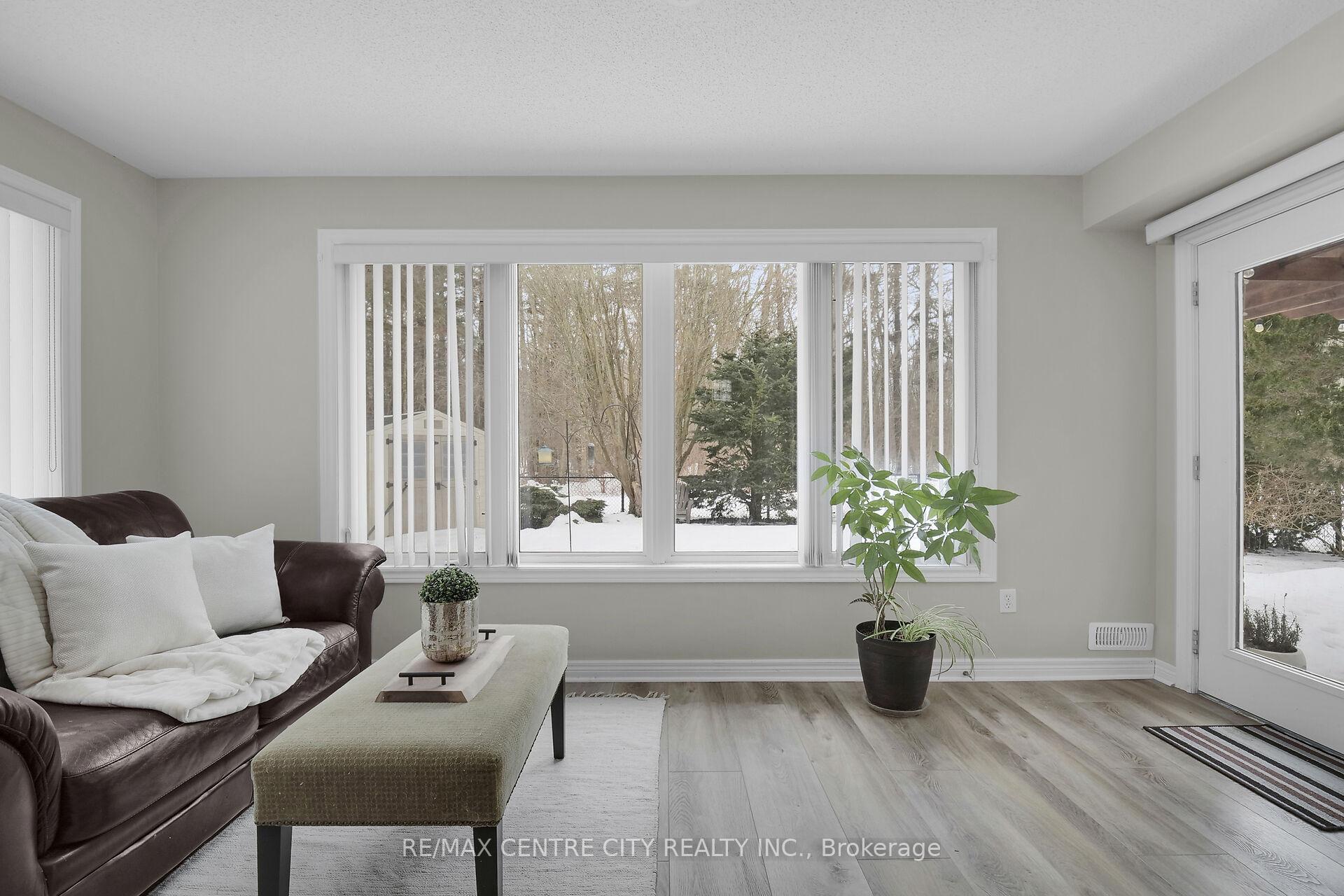 Photo 28 of 77 Woodvale Drive, Thames Centre, Dorchester — HOMEH