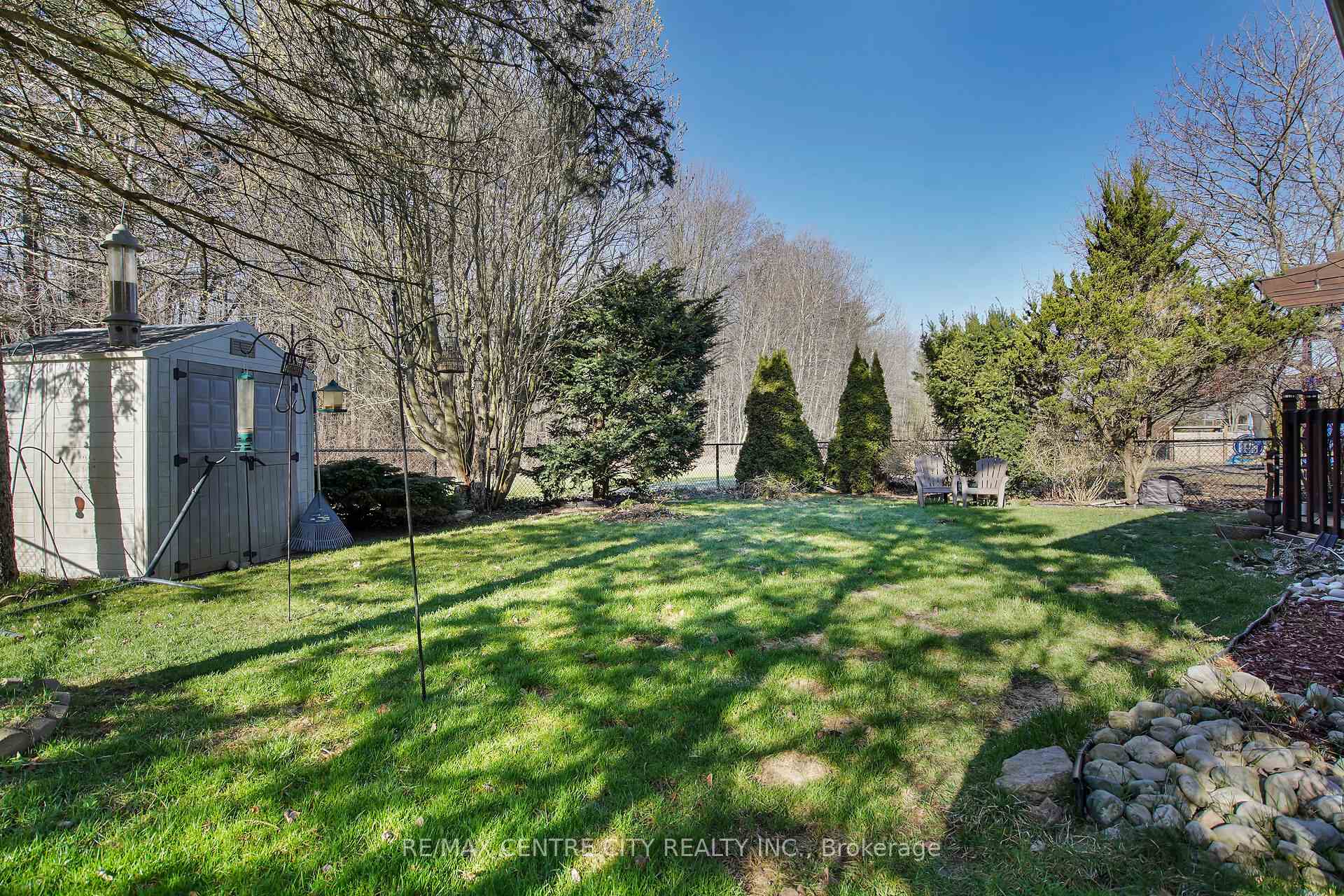Photo 32 of 77 Woodvale Drive, Thames Centre, Dorchester — HOMEH