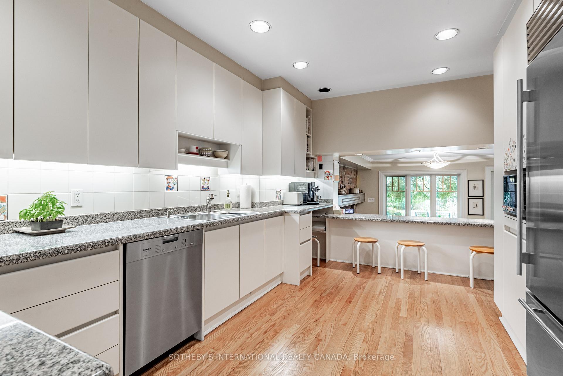 Photo 10 of 317 Glenayr Road, Toronto, Forest Hill South — HOMEH