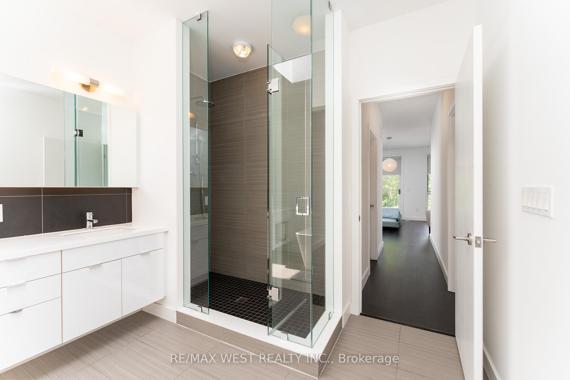 Photo 26 of Unit 9, 837 Broadview Avenue, Toronto, Playter Estates-Danforth — HOMEH