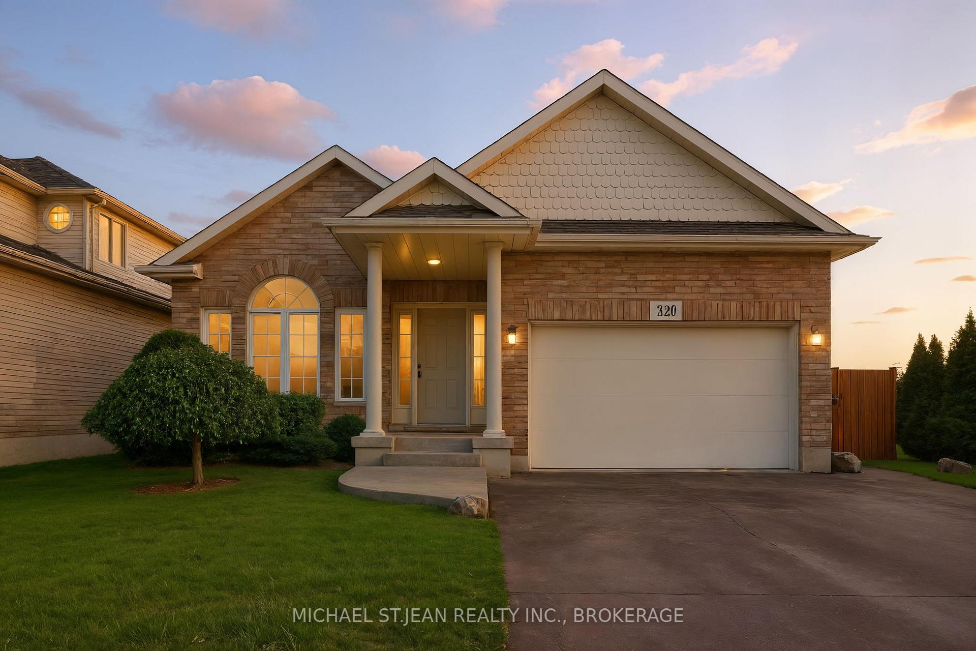 Photo 1 of 320 Winterberry Boulevard, Thorold, Confederation Heights — HOMEH